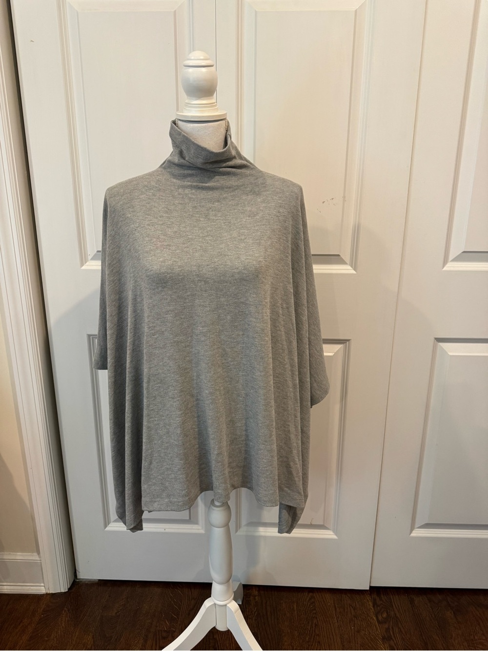 Karen Kane Gray Heathered Cowl Neck Poncho Top XS Made in USA